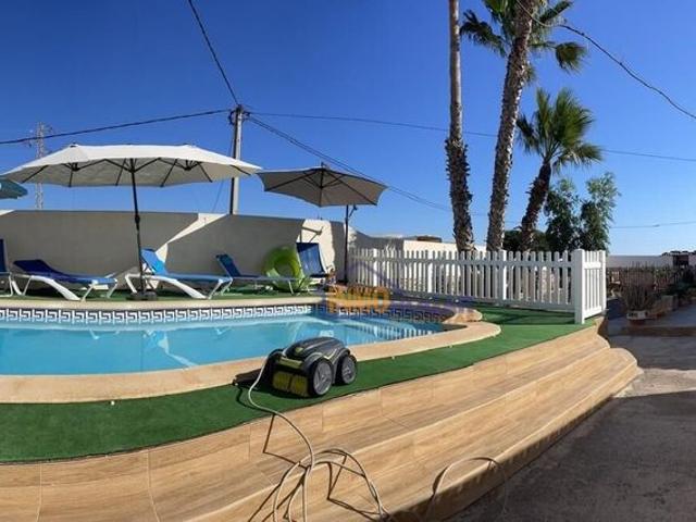 Vivienda exclusiva de 270 m2 en venta Roquetas de Mar, España