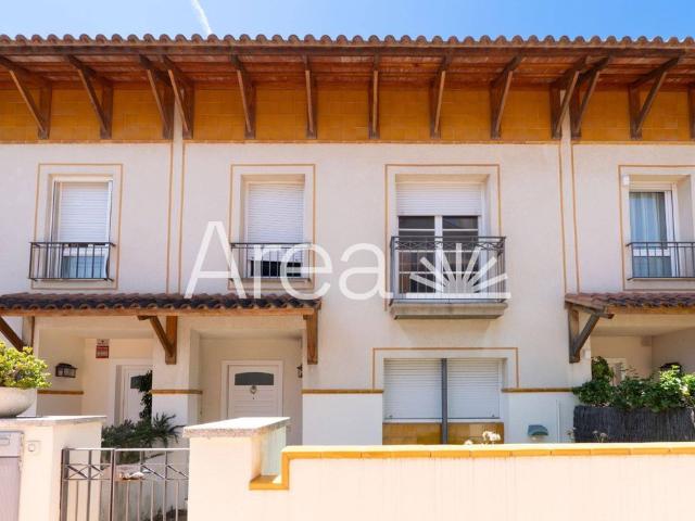Vivienda exclusiva de 270 m2 en venta Sant Andreu de Llavaneres, España