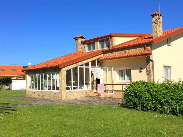 Vivienda exclusiva de 282 m2 en venta Carballo, España