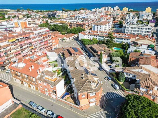 Vivienda exclusiva de 297 m2 en venta Pineda, España