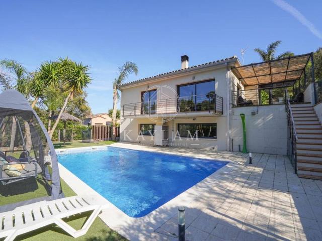 Vivienda exclusiva de 309 m2 en venta Playa de Aro, Cataluña