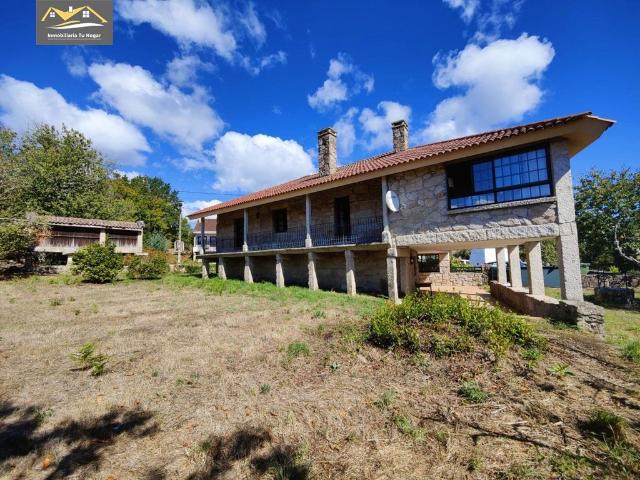 Vivienda exclusiva de 300 m2 en venta Coles, Galicia