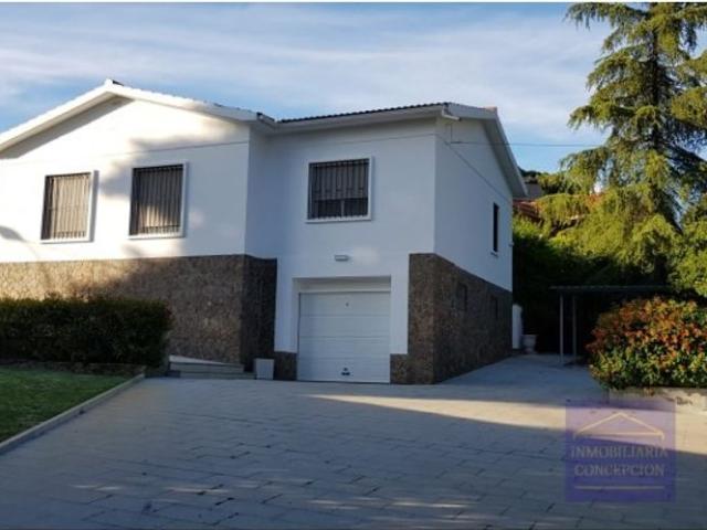 Vivienda exclusiva de 300 m2 en venta Córdoba, Andalucía