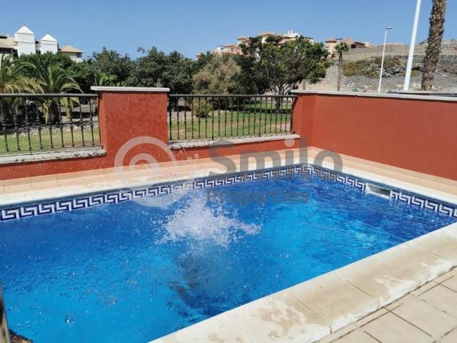 Vivienda exclusiva de 303 m2 en venta Adeje, Canarias