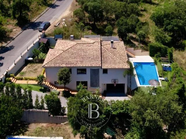 Vivienda exclusiva de 303 m2 en venta Playa de Aro, España