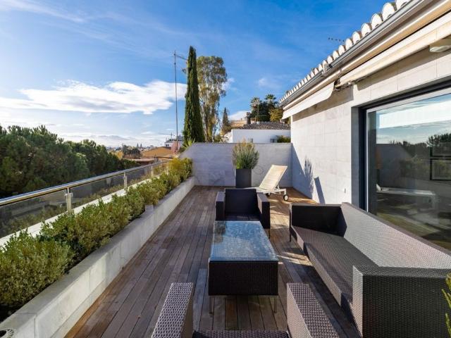Vivienda exclusiva de 326 m2 en venta Granada, Andalucía