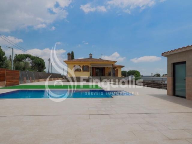 Vivienda exclusiva de 322 m2 en venta Santa Eulàlia de Ronçana, Cataluña