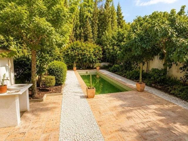 Vivienda exclusiva de 339 m2 en venta Granada, España