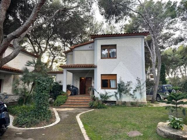 Vivienda exclusiva de 343 m2 en venta Roda de Barà, Cataluña