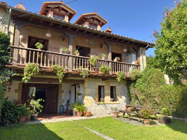Vivienda exclusiva de 357 m2 en venta Ruiloba, Cantabria