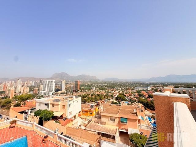 Vivienda exclusiva de 350 m2 en venta Benidorm, España
