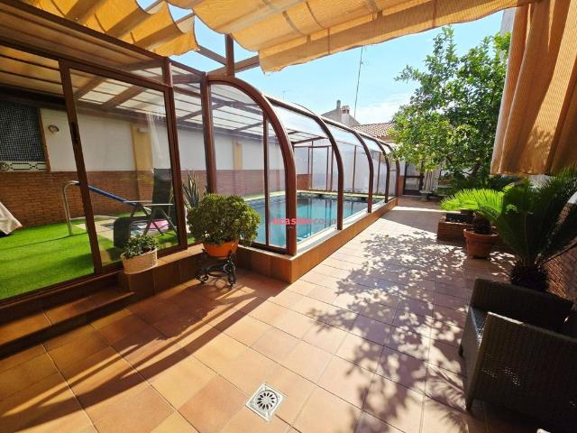 Vivienda exclusiva de 402 m2 en venta Pozoblanco, Andalucía
