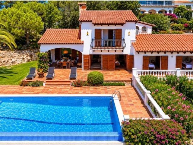 Vivienda exclusiva de 459 m2 en venta Calonge, Cataluña