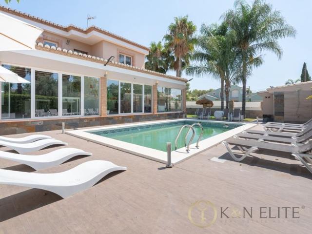 Vivienda exclusiva de 504 m2 en alquiler Bétera, Comunidad Valenciana