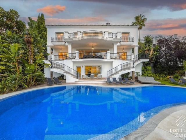 Vivienda exclusiva de 503 m2 en venta Benahavís, Andalucía