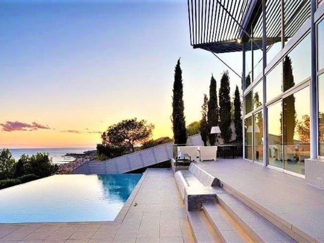 Vivienda exclusiva de 550 m2 en venta Sitges, Cataluña