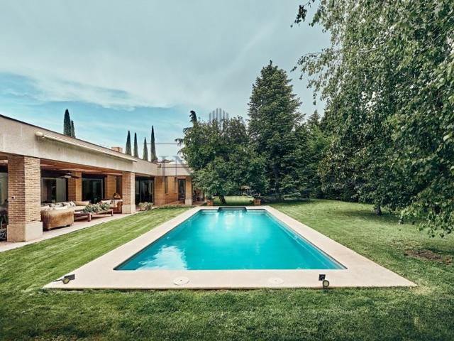 Vivienda exclusiva de 657 m2 en venta Pozuelo de Alarcón, España