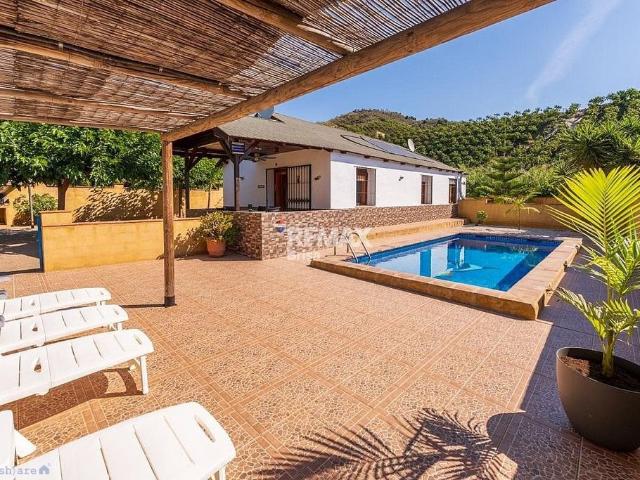 Vivienda exclusiva de 80 m2 en venta Vélez Málaga, España