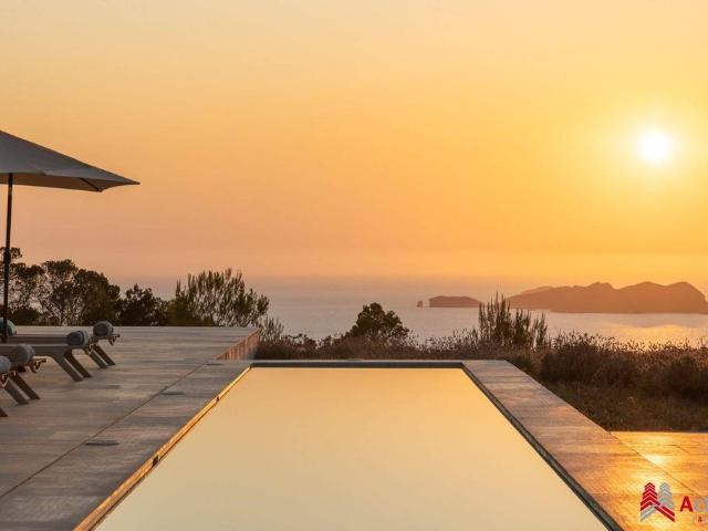 Vivienda exclusiva de 890 m2 en venta Ibiza, España