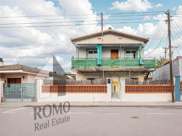 Vivienda exclusiva de 98 m2 en venta Santa Perpetua de Moguda, España