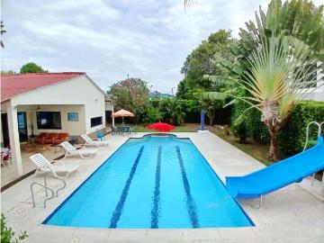 Vivienda exclusiva en alquiler Ricaurte, Colombia