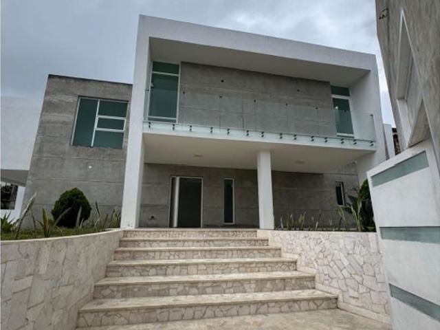 Vivienda exclusiva en venta Carrizal, Venezuela