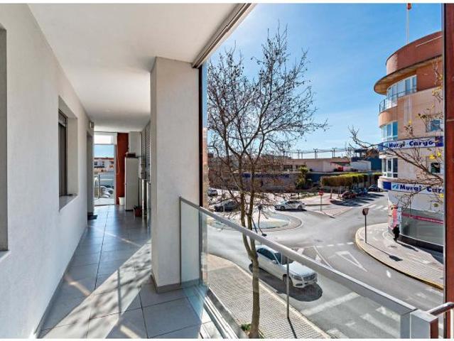 VIVIENDA EXCLUSIVA EN VENTA EN EL EJIDO ZONA AVENIDA NICOLÁS SALMERÓN
