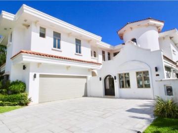 Vivienda exclusiva en venta Juan Díaz, Provincia de Coclé