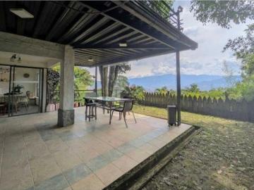 Vivienda exclusiva en venta Medellín, Colombia