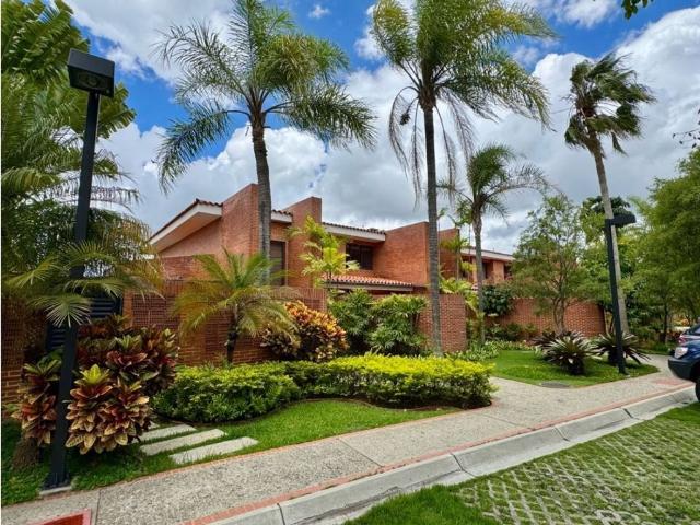 Vivienda exclusiva en venta Nueva Caracas, Venezuela