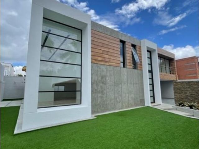 Vivienda exclusiva en venta Nueva Caracas, Venezuela