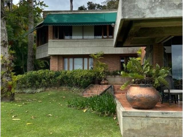 Vivienda exclusiva en venta Nueva Caracas, Venezuela