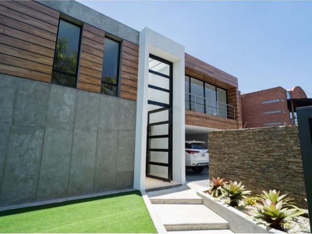Vivienda exclusiva en venta Nueva Caracas, Venezuela