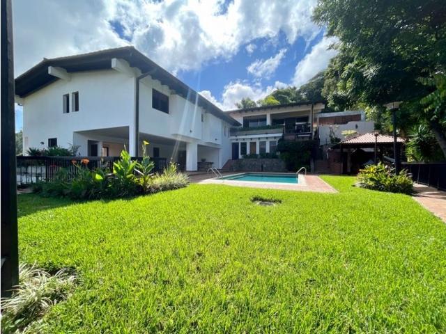 Vivienda exclusiva en venta Nueva Caracas, Venezuela