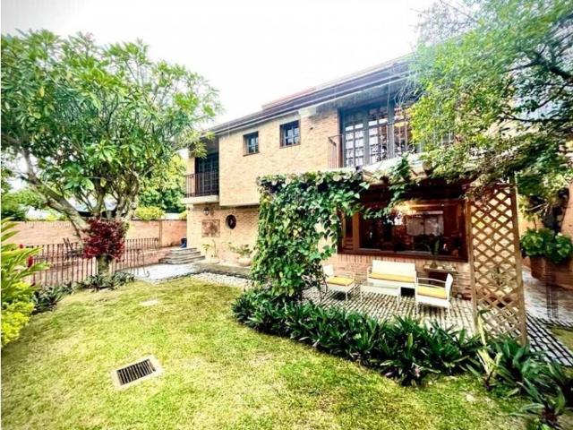 Vivienda exclusiva en venta Nueva Caracas, Distrito Capital