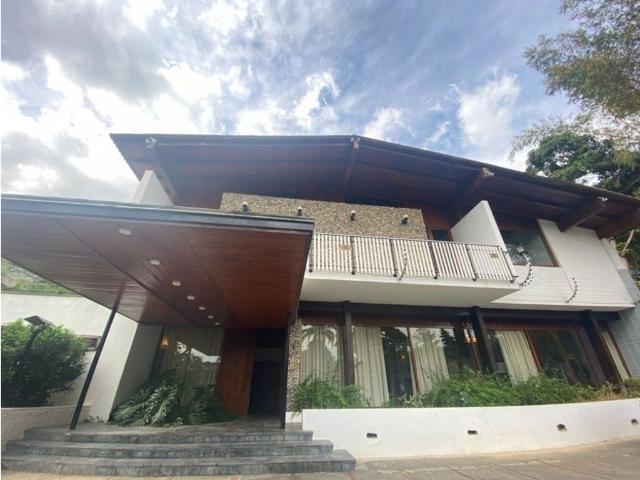 Vivienda exclusiva en venta Nueva Caracas, Distrito Capital