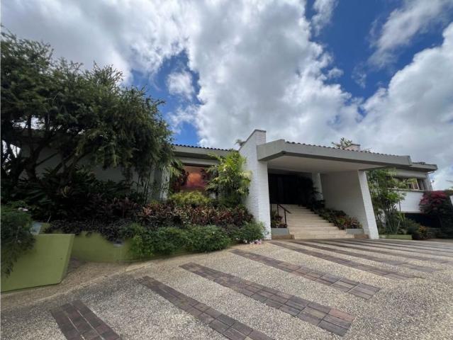 Vivienda exclusiva en venta Nueva Caracas, Distrito Capital