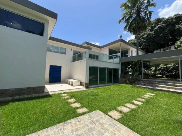 Vivienda exclusiva en venta Nueva Caracas, Distrito Capital