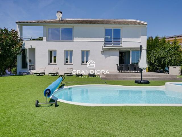Vivienda exclusiva en venta Santa Susana, Cataluña