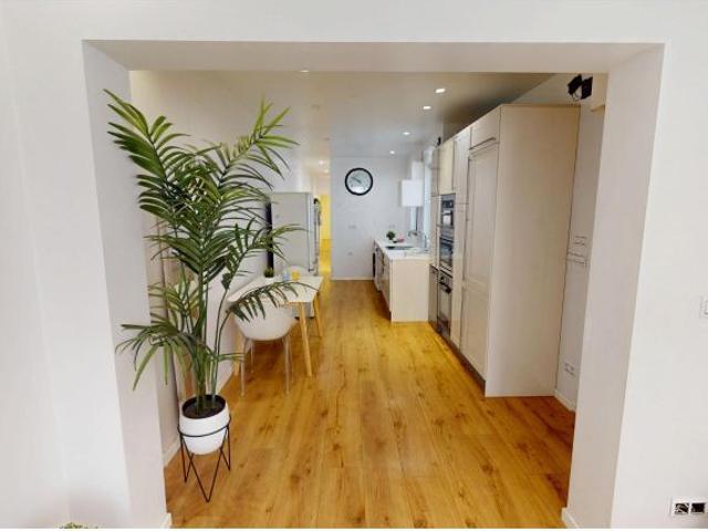 Vivienda junto a la Puerta del Sol en Castellón de Plana, con altas calidades y es un 1º sin ascenso