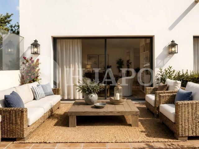 Vivienda moderna con vistas al mar en Teià