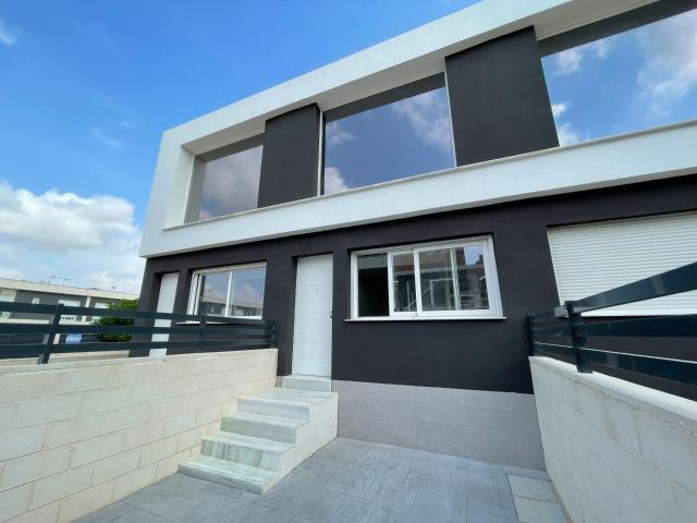 Vivienda moderna, luminosa, amplia y confortable