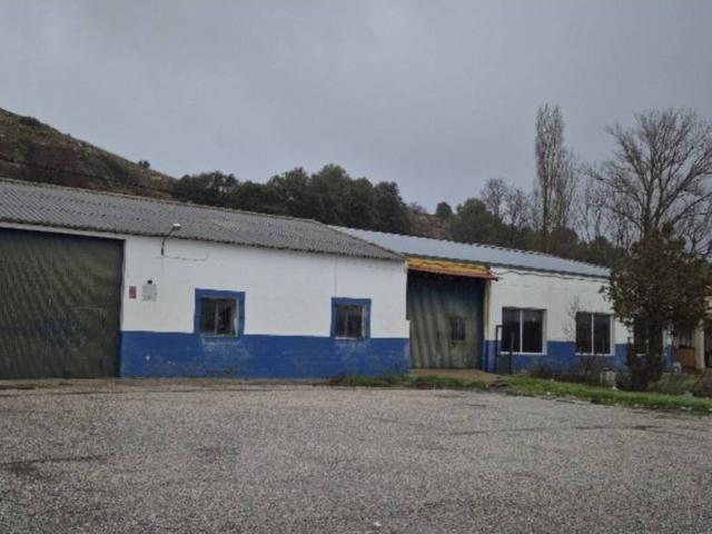 Vivienda + Nave EL CUBILLO