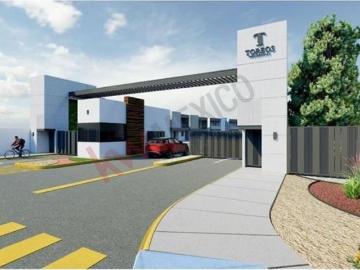 VIVIENDA NUEVA CERCA AL PUENTE ZARAGOZA SOBRE LA JUAN PABLO II Y CASI ESQUINA CON VILLARREAL, CUENTA