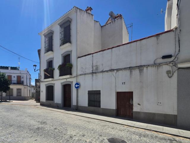 VIVIENDA PARA REFORMAR EN EL CENTRO
