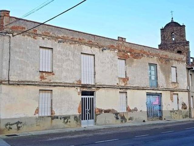 VIVIENDA PARA REFORMAR EN SOTO DE LA VEGA