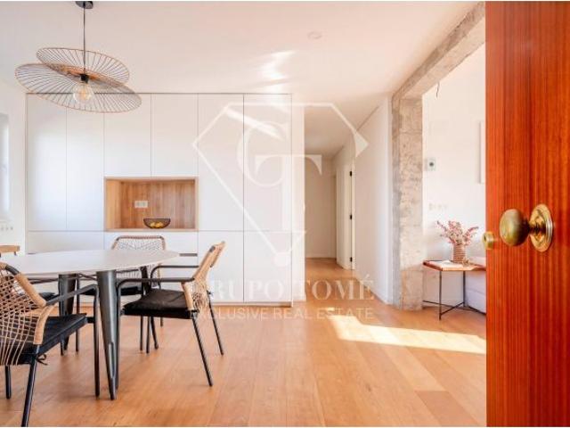 Vivienda reformada con terraza, vestidor, trastero y aparcamiento en San Sebastián | Luis Pradera