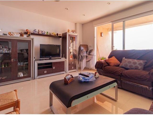 Vivienda reformada en La Manga km 4 con vistas frontales al Mar Menor