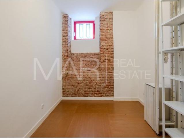 Vivienda semisótano con carácter en la calle Ayala