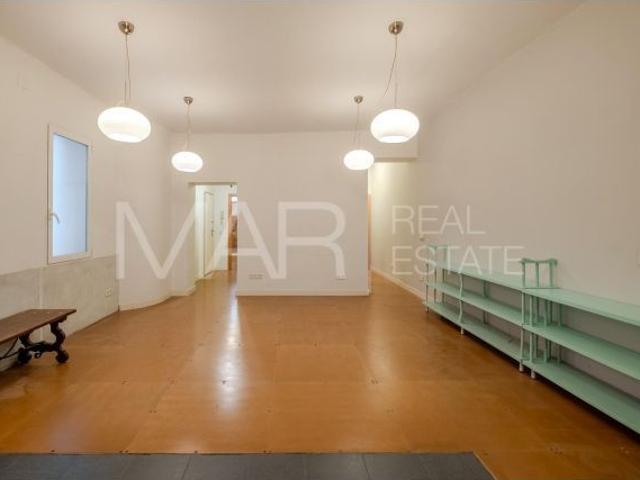 Vivienda semisótano con carácter en la calle Ayala